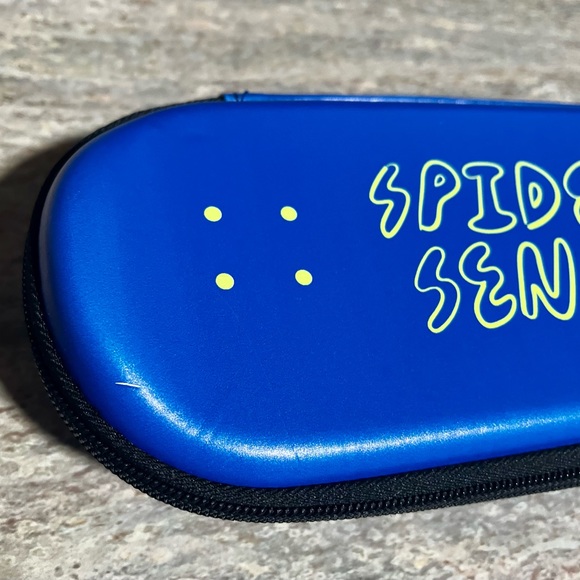 Marvel x Yoobi Spidey sense zippered pencil case - Picture 6 of 11